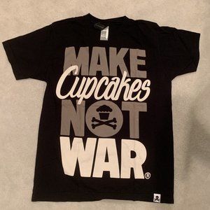 Johnny Cupcakes - Make Cupcakes Not War T-Shirt